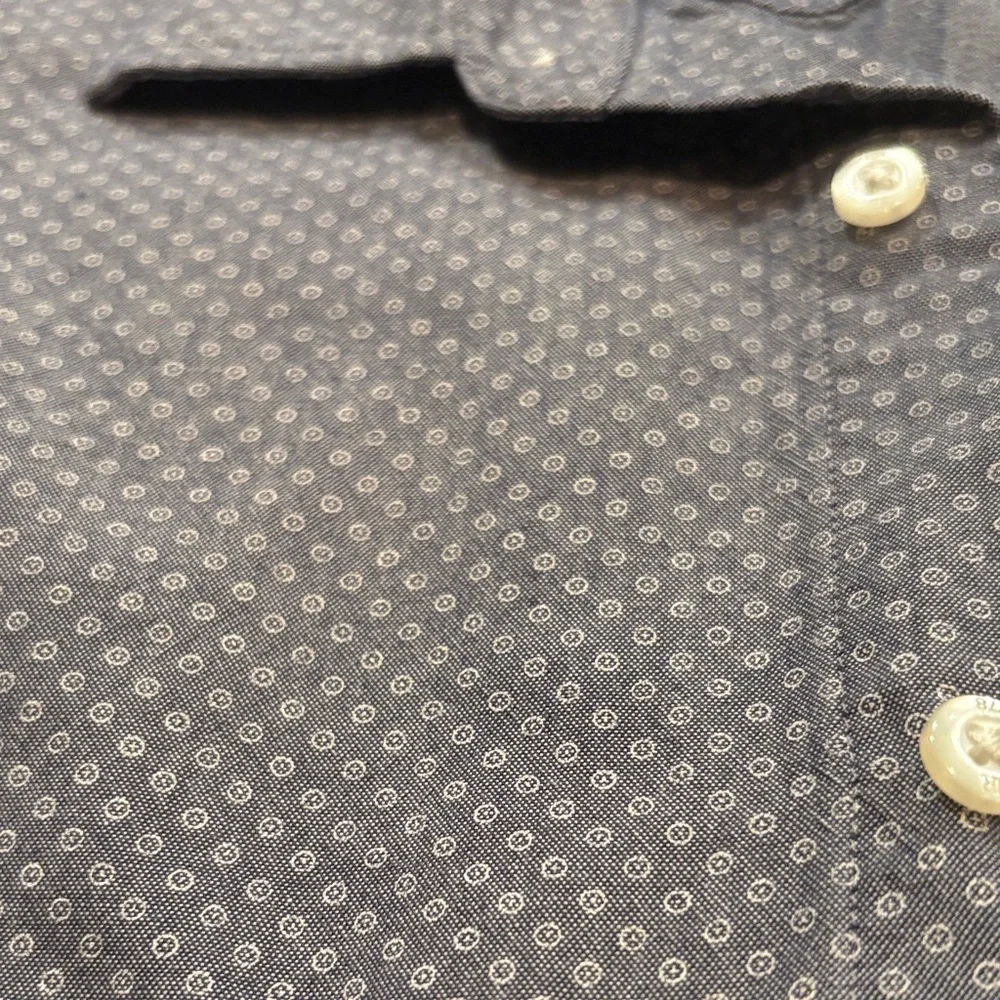 Banana Republic Men's Medium 100% Cotton Chambray Blue Patterned Shirt
